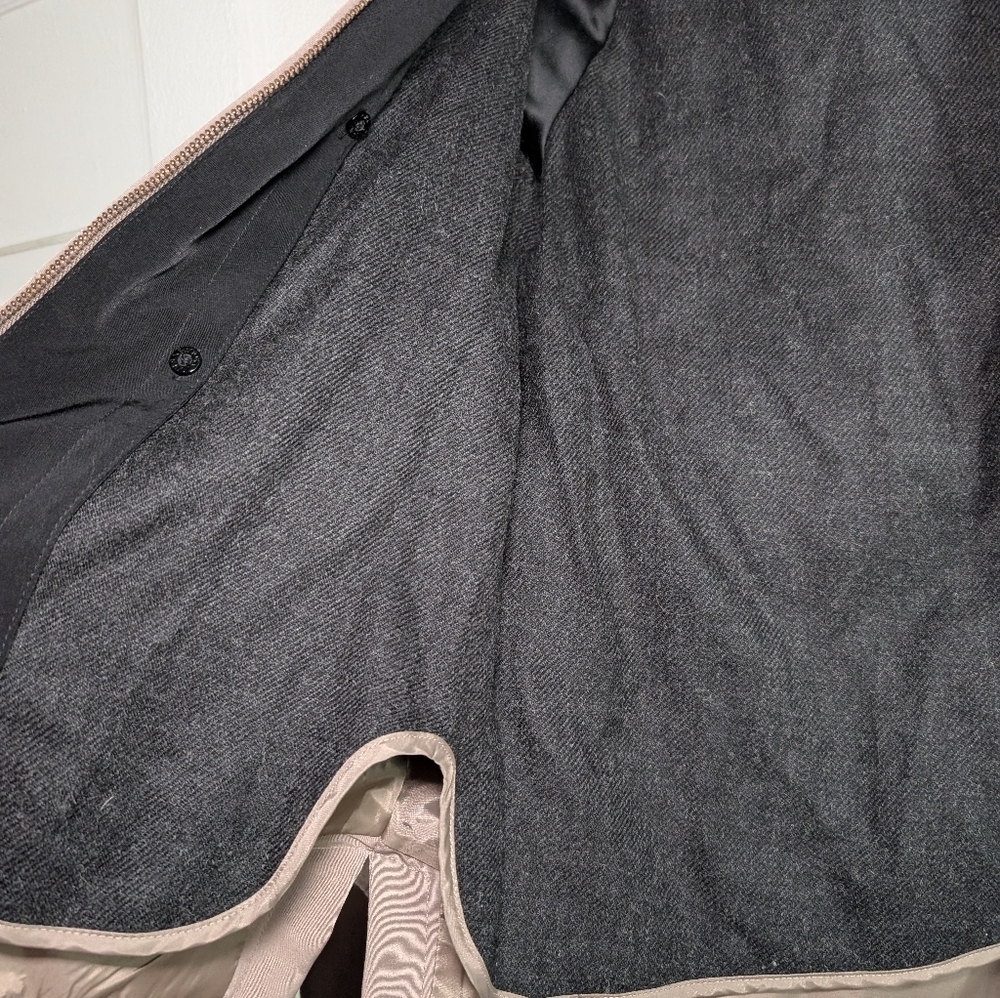 Jones NY Taupe Utility Jacket with Adjustable Fit - Picture 7 of 8